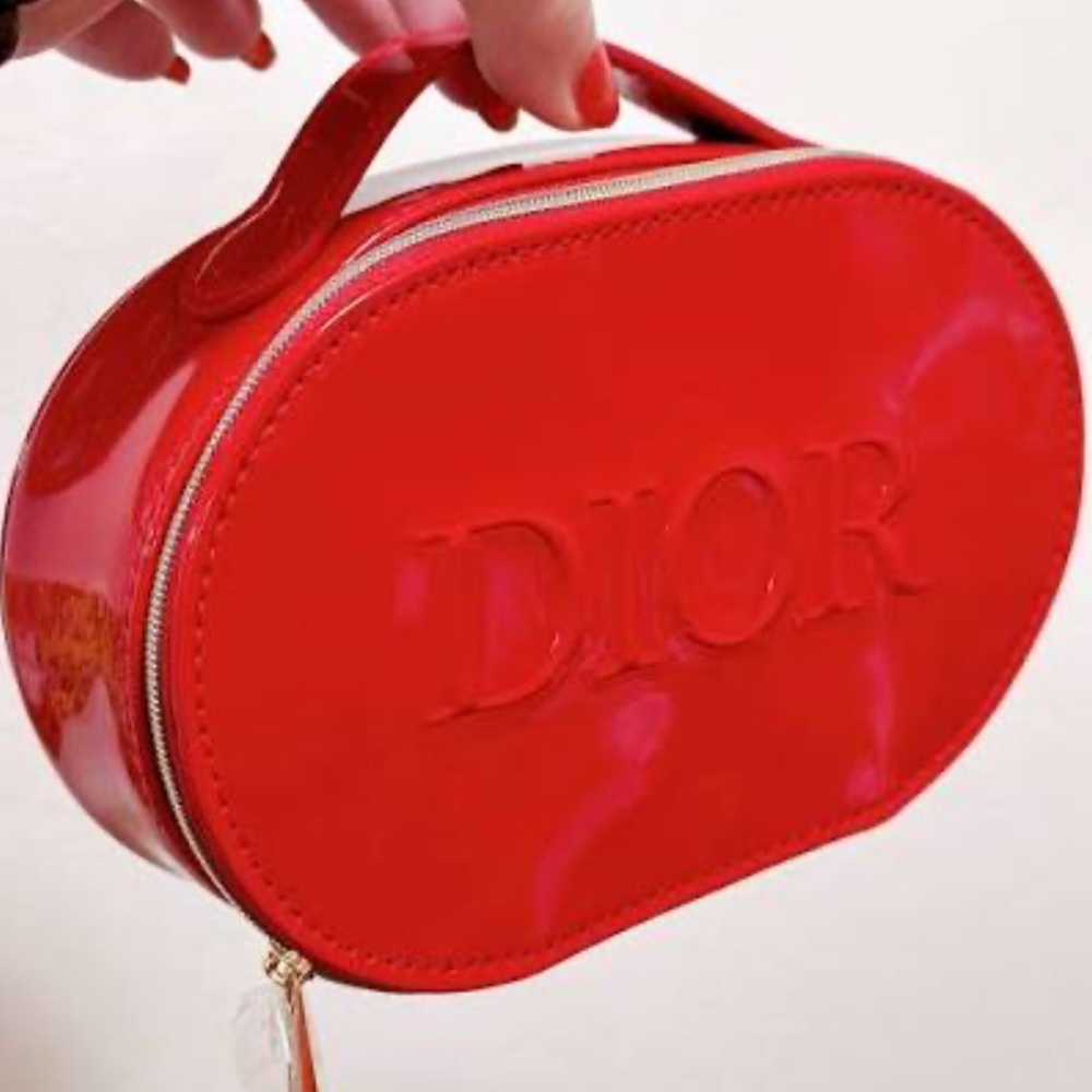 Dior Red Oval Vanity Case or Jewelry Box NIB Dior Beauty - Picture 5 of 5